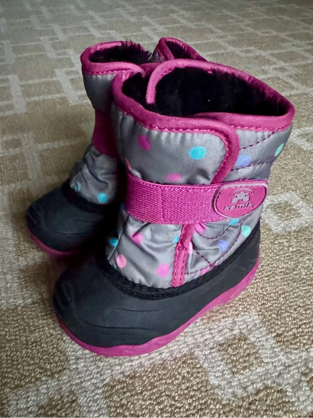 Kamik Kids Snowbug6 Insulated Winter Snow Boots Gray Pink Polka Dot Girls Size 5